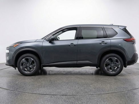 Used 2025 Nissan Rogue SV FWD image 5