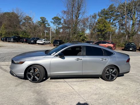 Used 2024 Honda Accord Sport image 6