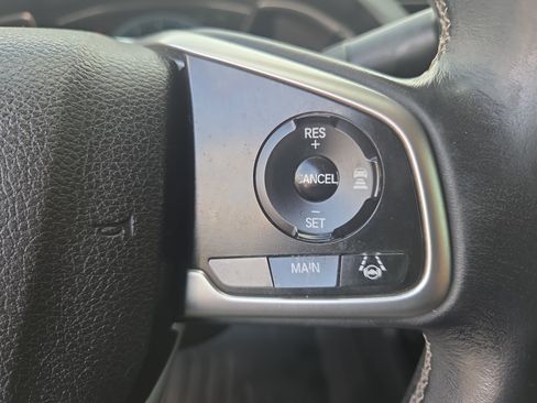 Used 2016 Honda Civic Touring image 26