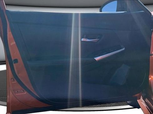 Certified 2024 Nissan Sentra SR FWD image 19