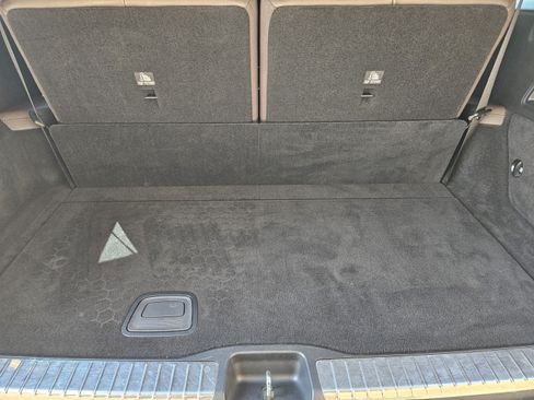 Used 2021 Mercedes-Benz GLS 450 4MATIC image 29