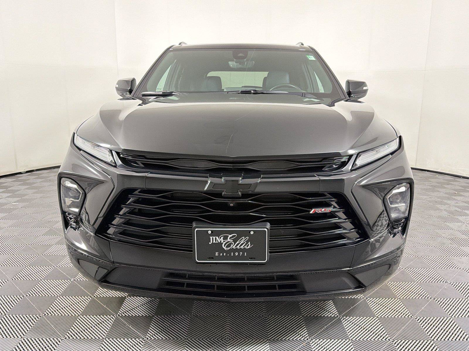 Used 2023 Chevrolet Blazer RS w/ Driver Confidence II Package AWD/4WD image 2