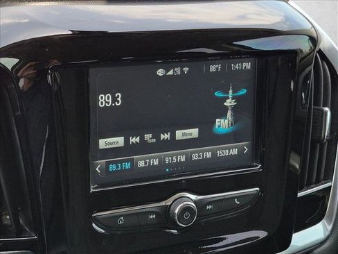 Used 2019 Chevrolet Traverse LS FWD image 12