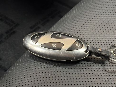 Used 2025 Hyundai Santa Fe SEL FWD image 21