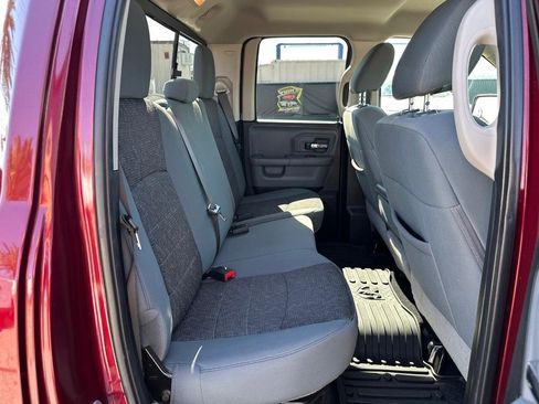 Used 2019 RAM 1500 Classic SLT image 30