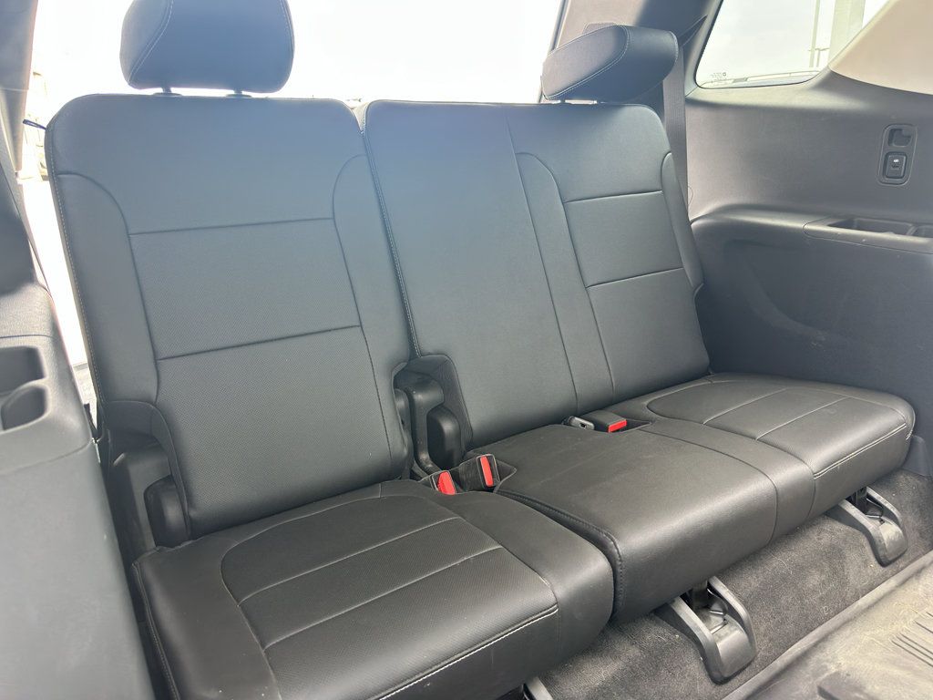 Used 2020 Chevrolet Traverse High Country AWD/4WD image 40