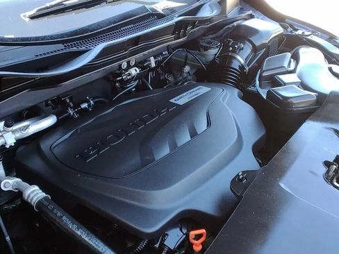 Used 2018 Honda Odyssey EX-L image 32