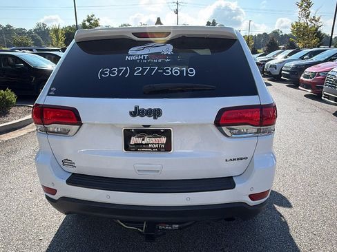 Used 2020 Jeep Grand Cherokee Laredo RWD image 9