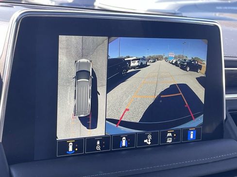 Used 2023 Chevrolet Tahoe LT w/ LT Signature Plus Package image 22