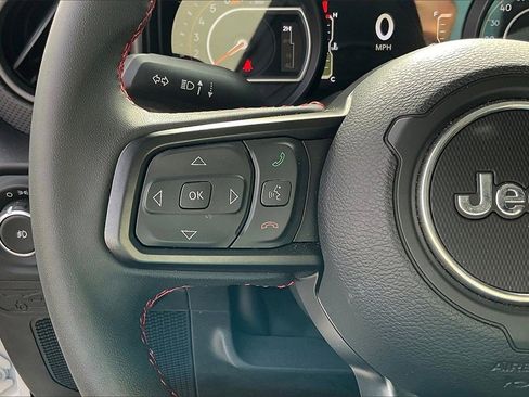 Used 2024 Jeep Wrangler Unlimited Rubicon image 18