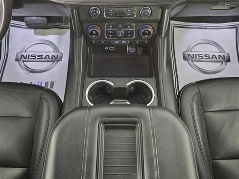 Used 2021 Chevrolet Tahoe Z71 image 38