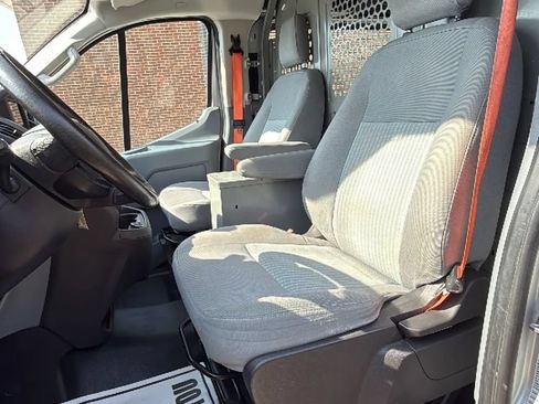 Used 2019 Ford Transit 150 148 Low Roof RWD image 34