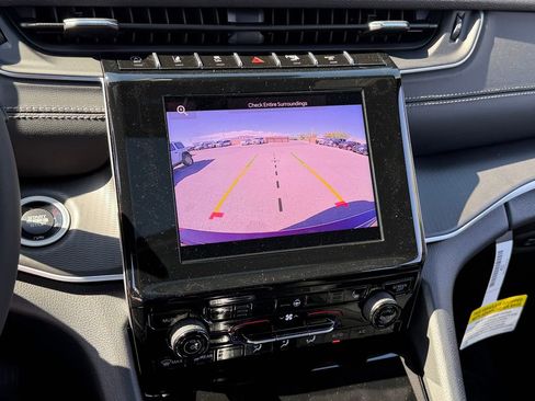 New 2026 Jeep Grand Cherokee Laredo X image 13