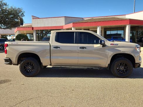 Used 2022 Chevrolet Silverado 1500 LT Trail Boss w/ LT Trail Boss Premium Package image 5