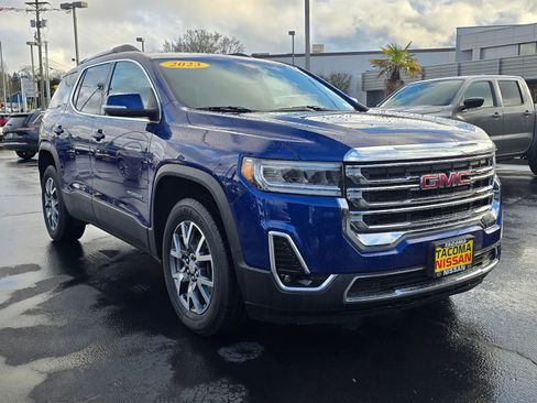 Used 2023 GMC Acadia SLT image 7