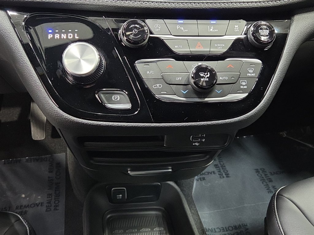 New 2026 Chrysler Pacifica Select w/ S Appearance Package FWD image 21