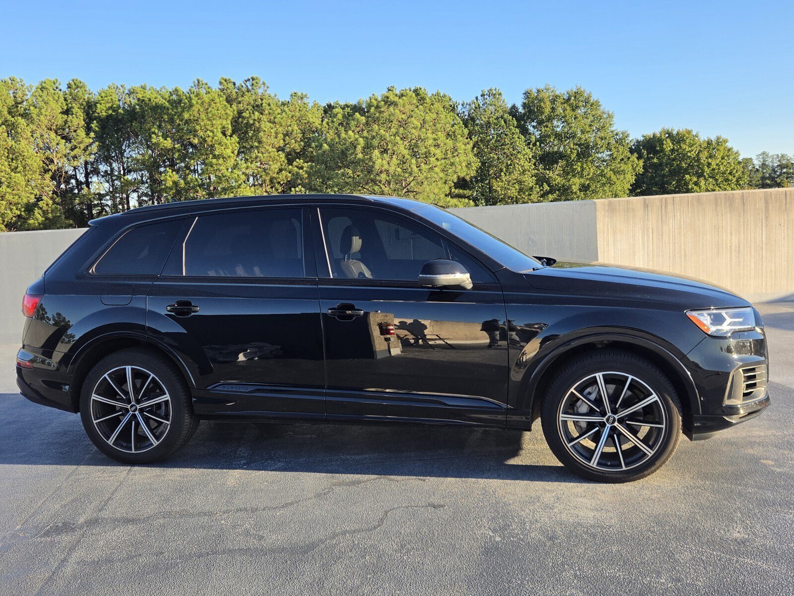 Used 2022 Audi Q7 3.0T Premium Plus AWD/4WD image 6