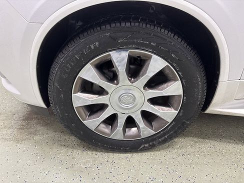 Used 2016 Buick Enclave Premium image 8