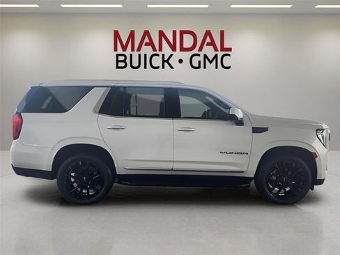 Used 2023 GMC Yukon SLT image 5