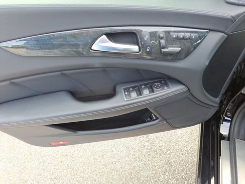 Used 2013 Mercedes-Benz CLS 550 4MATIC image 19