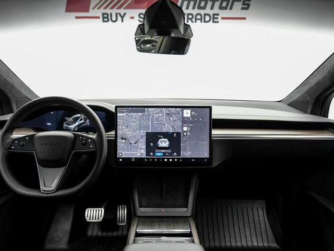 Used 2024 Tesla Model X AWD/4WD image 19
