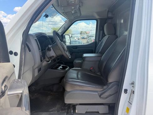 Used 2020 Nissan NV 2500 SV w/ Navigation Package image 15