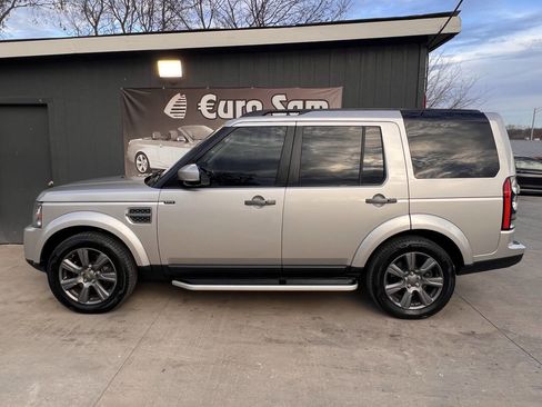 Used 2016 Land Rover LR4 HSE image 4