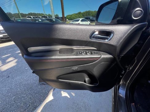 Used 2014 Dodge Durango R/T w/ Technology Group image 18