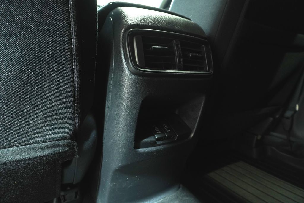 Used 2019 Honda CR-V EX image 16