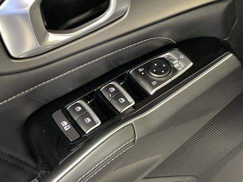 Used 2025 Kia Sorento SX FWD image 15