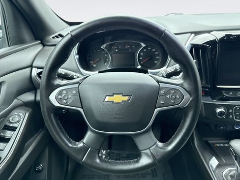 Used 2023 Chevrolet Traverse LT AWD/4WD image 12