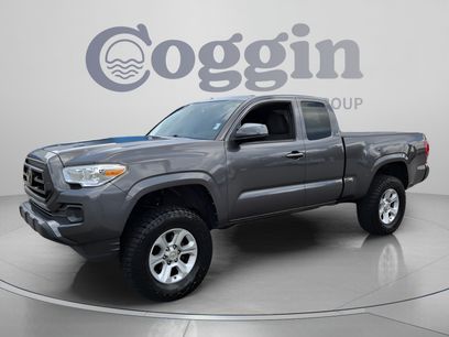Used 2022 Toyota Tacoma SR w/ SR Convenience Package