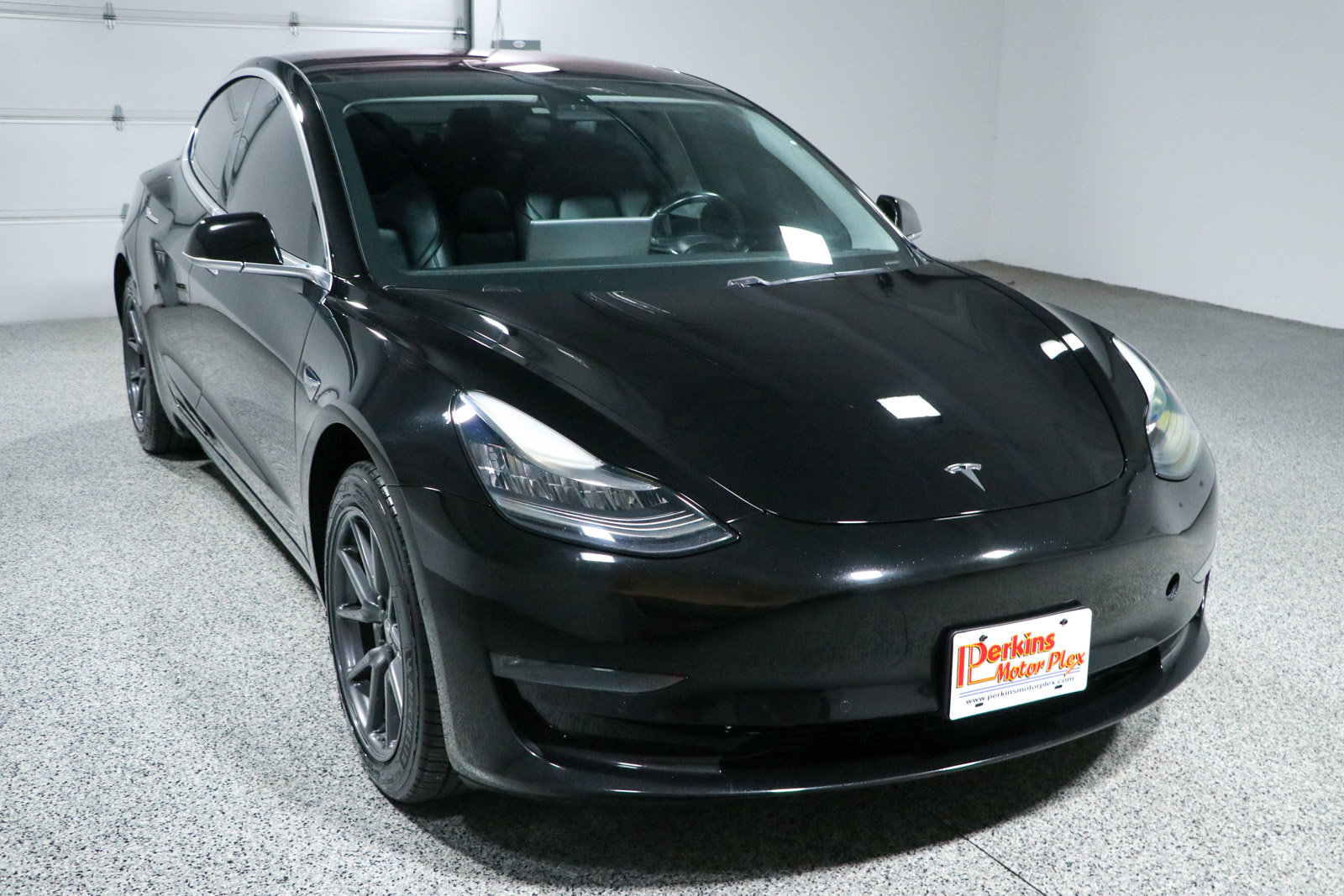 Used 2018 Tesla Model 3 Long Range RWD image 5