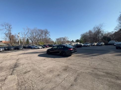 Used 2025 Toyota Camry SE image 15