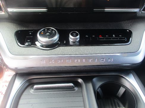 New 2027 Ford Expedition Tremor AWD/4WD image 10