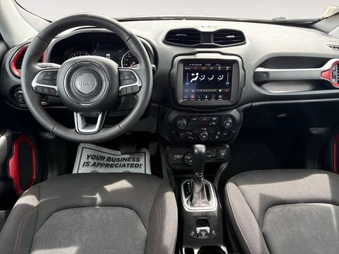 Used 2023 Jeep Renegade Trailhawk AWD/4WD image 10
