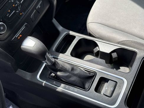 Used 2019 Ford Escape S FWD image 26