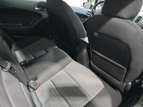 Used 2015 Kia Forte EX FWD image 11