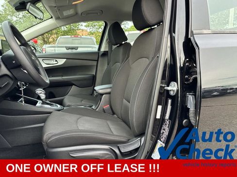 Used 2023 Kia Forte LXS FWD image 19