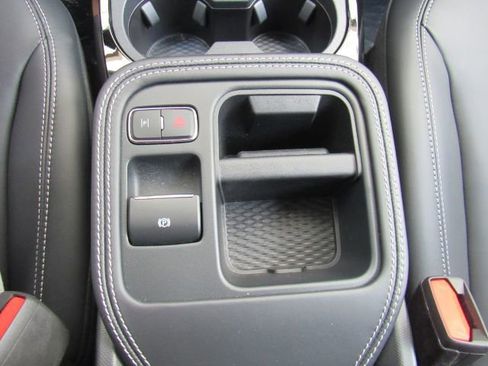 Used 2025 Ford Mustang Mach-E Select w/ Comfort Package Lite image 44