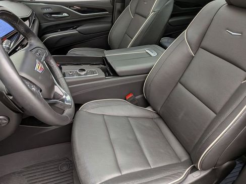 Certified 2024 Cadillac Escalade Sport w/ LPO, ONYX Package AWD/4WD image 21