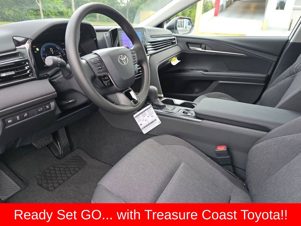 Used 2026 Toyota Camry LE FWD image 27