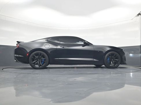Used 2019 Chevrolet Camaro SS image 26