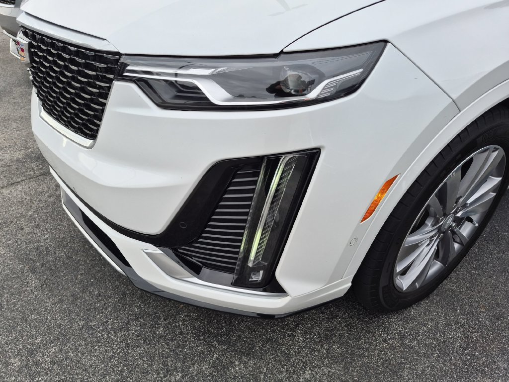 Certified 2024 Cadillac XT6 Premium Luxury w/ Technology Package AWD/4WD image 7