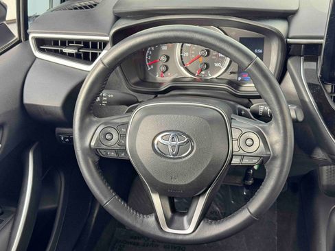 Used 2022 Toyota Corolla SE image 17