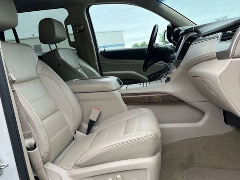 Used 2018 GMC Yukon Denali AWD/4WD image 6