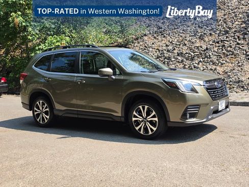 Used 2023 Subaru Forester Limited AWD/4WD image 3