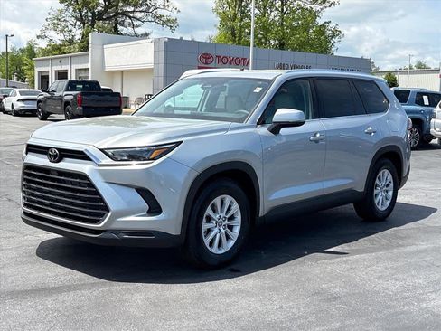 New 2026 Toyota Grand Highlander AWD Hybrid image 25