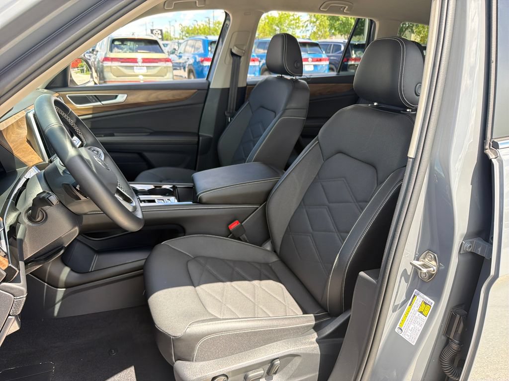 Certified 2026 Volkswagen Atlas SE AWD/4WD image 7