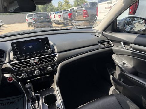 Used 2019 Honda Accord LX image 20